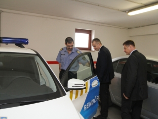 Polgármesteri látogatás a rendőrségen - fotó: Sándor Judit