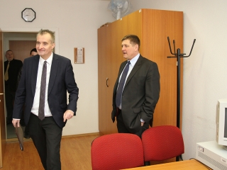 Polgármesteri látogatás a rendőrségen - fotó: Sándor Judit