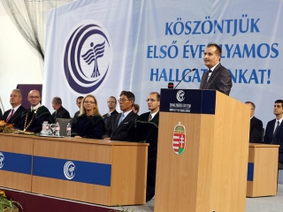 Tanévnyitó az egyetemen (2018) - fotó: Sándor Judit