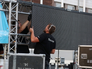 Rádió 1 Roadshow színpadállítás - fotó: Sándor Judit