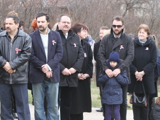 Megemlékezés Dunaújvárosban - fotó: Sándor Judit