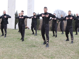 Megemlékezés Dunaújvárosban - fotó: Sándor Judit