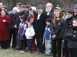 Megemlékezés Dunaújvárosban - fotó: Sándor Judit