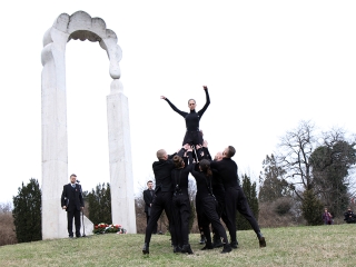 Megemlékezés Dunaújvárosban - fotó: Sándor Judit