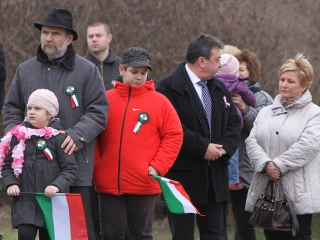 Megemlékezés Dunaújvárosban - fotó: Sándor Judit