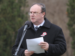 Megemlékezés Dunaújvárosban - fotó: Sándor Judit