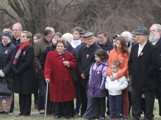 Megemlékezés Dunaújvárosban - fotó: Sándor Judit