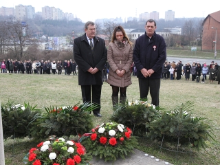 Megemlékezés Dunaújvárosban - fotó: Sándor Judit