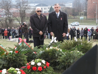 Megemlékezés Dunaújvárosban - fotó: Sándor Judit
