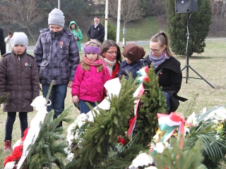 Megemlékezés Dunaújvárosban - fotó: Sándor Judit