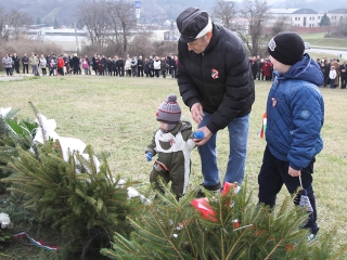 Megemlékezés Dunaújvárosban - fotó: Sándor Judit
