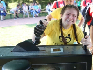 Centrumban a család - fotó: Sándor Judit