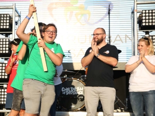 Centrumban a család - fotó: Sándor Judit