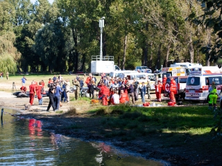 Vöröskeresztes gyakorlat a Szalki-szigeten - fotó: Ónodi Zoltán