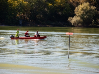 Vöröskeresztes gyakorlat a Szalki-szigeten - fotó: Ónodi Zoltán