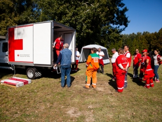 Vöröskeresztes gyakorlat a Szalki-szigeten - fotó: Ónodi Zoltán