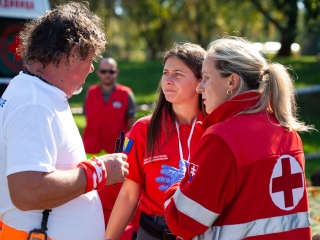 Vöröskeresztes gyakorlat a Szalki-szigeten - fotó: Ónodi Zoltán