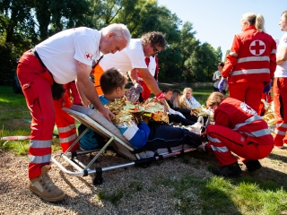 Vöröskeresztes gyakorlat a Szalki-szigeten - fotó: Ónodi Zoltán