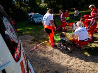 Vöröskeresztes gyakorlat a Szalki-szigeten - fotó: Ónodi Zoltán