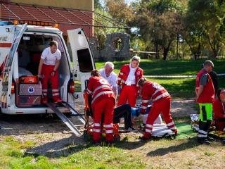 Vöröskeresztes gyakorlat a Szalki-szigeten - fotó: Ónodi Zoltán