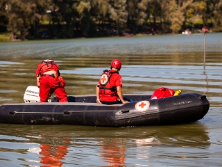 Vöröskeresztes gyakorlat a Szalki-szigeten - fotó: Ónodi Zoltán