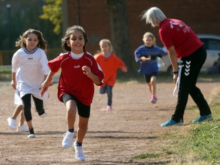 Csutaváltó a Szabó Magda református iskolában - fotó: Sándor Judit