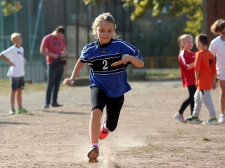 Csutaváltó a Szabó Magda református iskolában - fotó: Sándor Judit