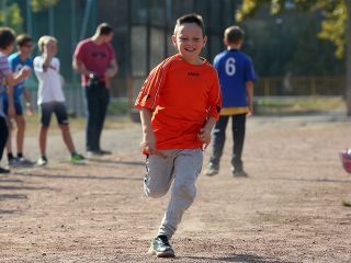 Csutaváltó a Szabó Magda református iskolában - fotó: Sándor Judit