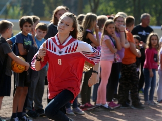 Csutaváltó a Szabó Magda református iskolában - fotó: Sándor Judit