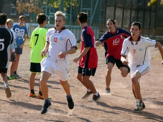 Csutaváltó a Szabó Magda református iskolában - fotó: Sándor Judit