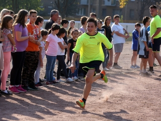 Csutaváltó a Szabó Magda református iskolában - fotó: Sándor Judit