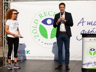 Óriási tesióra a főtéren - fotó: Ónodi Zoltán