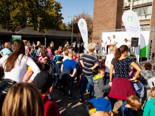 Óriási tesióra a főtéren - fotó: Ónodi Zoltán
