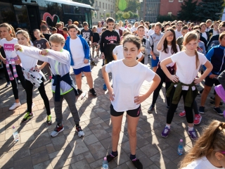 Óriási tesióra a főtéren - fotó: Ónodi Zoltán