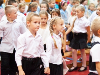 Elsősavató a Dózsában - fotó: Ónodi Zoltán