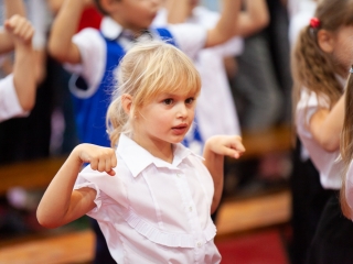 Elsősavató a Dózsában - fotó: Ónodi Zoltán