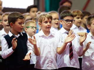 Elsősavató a Dózsában - fotó: Ónodi Zoltán