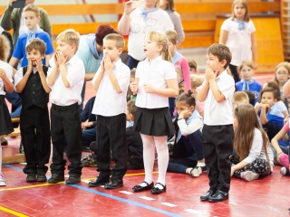 Elsősavató a Dózsában - fotó: Ónodi Zoltán