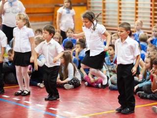 Elsősavató a Dózsában - fotó: Ónodi Zoltán