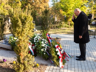 Ünnepi megemlékezés a kopjafánál (2018) - fotó: Ónodi Zoltán