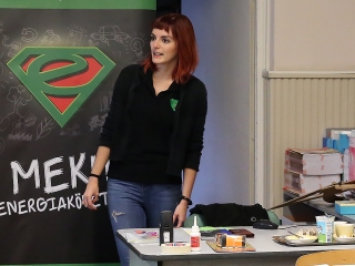 Az energiakövet tanórája - fotó: Sándor Judit