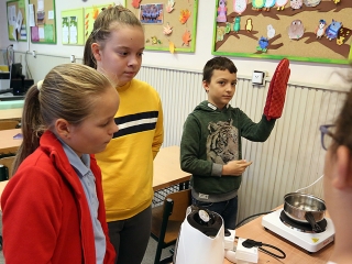 Az energiakövet tanórája - fotó: Sándor Judit