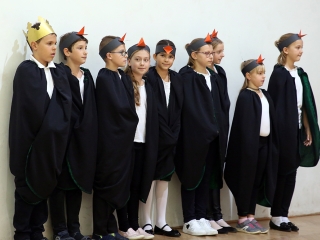 Elsősavató a Petőfiben (2018) - fotó: Sándor Judit