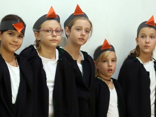 Elsősavató a Petőfiben (2018) - fotó: Sándor Judit