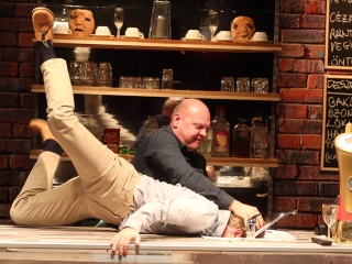 Antigoné - Premier a Bartókban - fotó: Sándor Judit