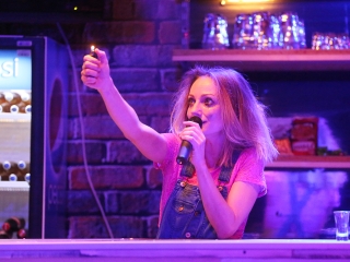 Antigoné - Premier a Bartókban - fotó: Sándor Judit