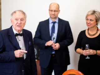 Dr. Bakos Károly köszöntése - fotó: Ónodi Zoltán