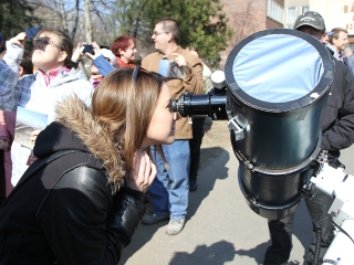 Napbanézők! - fotó: Sándor Judit