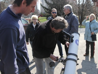 Napbanézők! - fotó: Sándor Judit