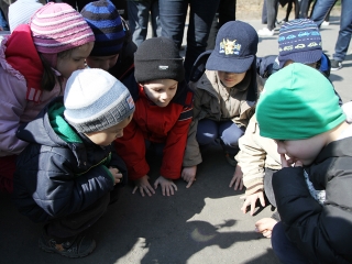 Napbanézők! - fotó: Sándor Judit